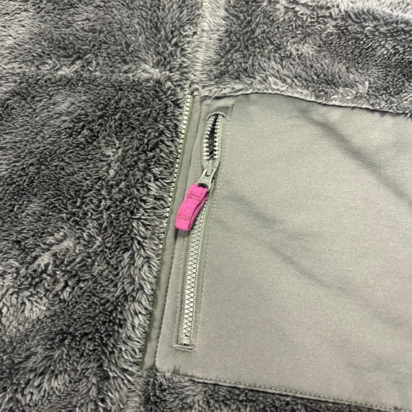 Columbia Women's Size 3X Dark Gray Full Zip Coat With "Furry" Polyester Shell - Picture 2 of 7